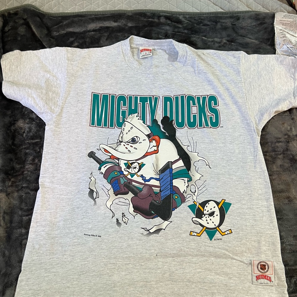 Mighty ducks vintage OG 90s nutmeg t shirt NHL